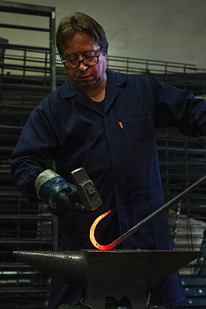 falaschi ferro battuto artigiano lavorato a mano